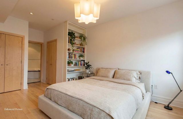 133 W 14th Street PH, New York City, NY 10011