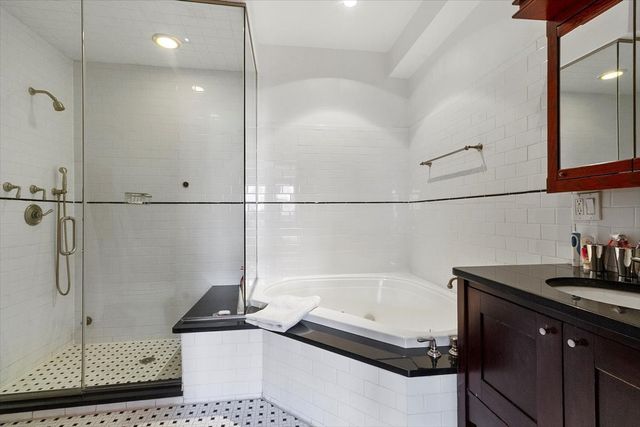 133 W 14th Street PH, New York City, NY 10011