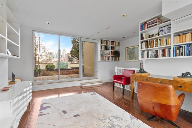 133 W 14th Street PH, New York City, NY 10011