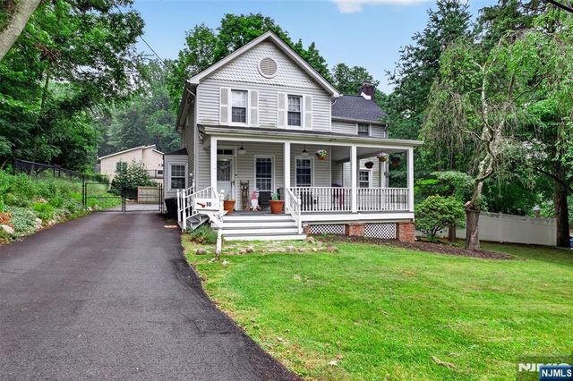 10 Prospect Avenue, Woodcliff Lake, NJ 07677