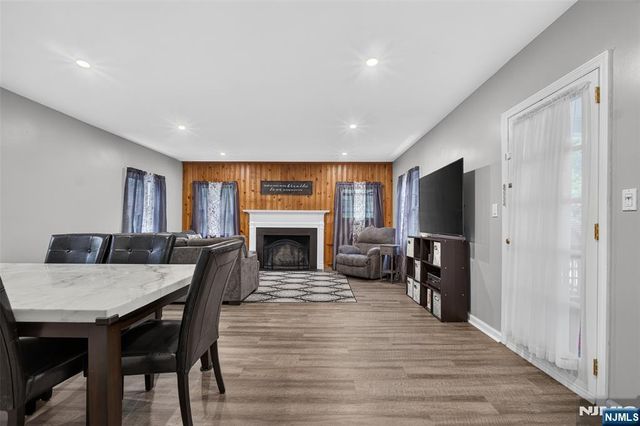 10 Prospect Avenue, Woodcliff Lake, NJ 07677