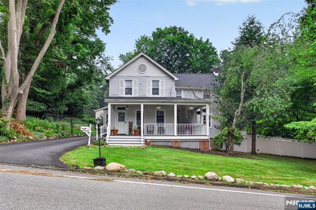 10 Prospect Avenue, Woodcliff Lake, NJ 07677