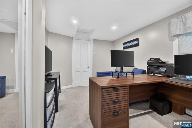 10 Prospect Avenue, Woodcliff Lake, NJ 07677