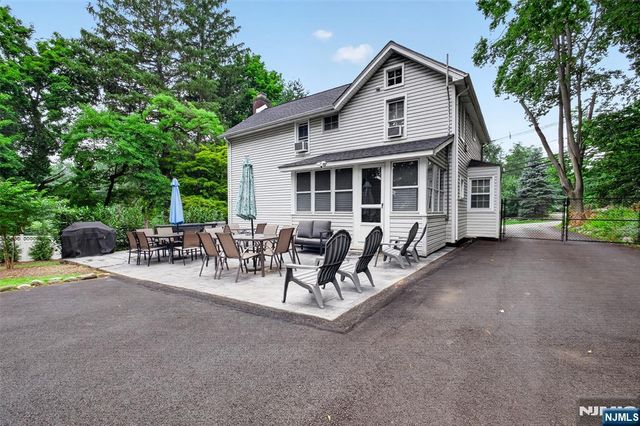 10 Prospect Avenue, Woodcliff Lake, NJ 07677