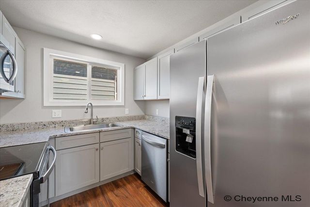 122 E 25TH ST, Cheyenne, WY 82001