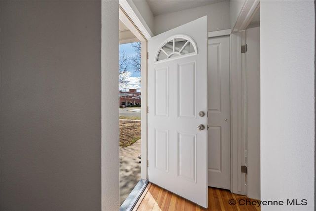 122 E 25TH ST, Cheyenne, WY 82001