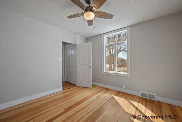 122 E 25TH ST, Cheyenne, WY 82001