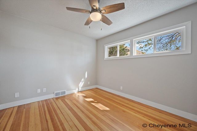 122 E 25TH ST, Cheyenne, WY 82001