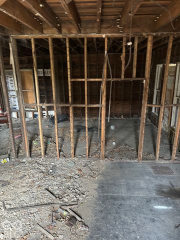 3310 N Capitol, Indianapolis, IN 46208