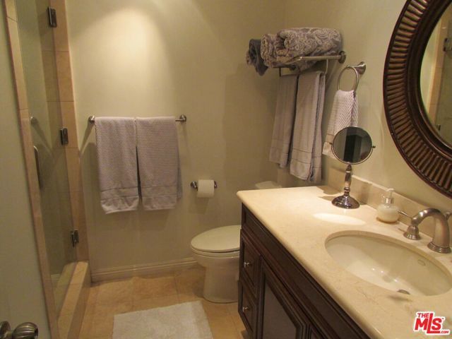 1550 Greenfield Avenue 201, Los Angeles, CA 90025