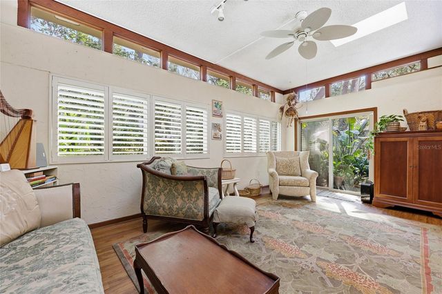 2074 NW 11TH ROAD, Gainesville, FL 32605