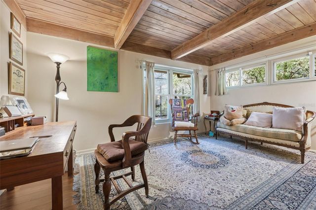 2074 NW 11TH ROAD, Gainesville, FL 32605