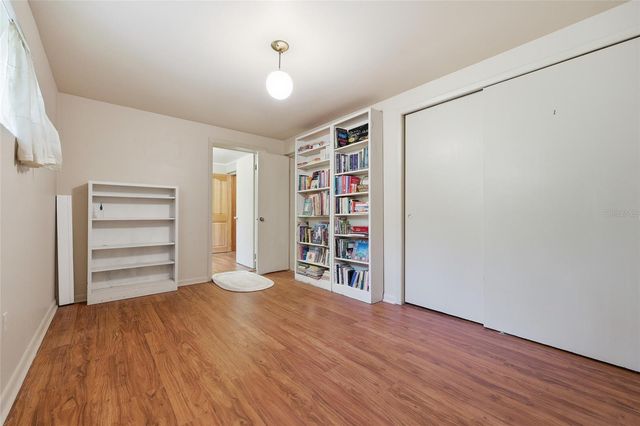 2074 NW 11TH ROAD, Gainesville, FL 32605