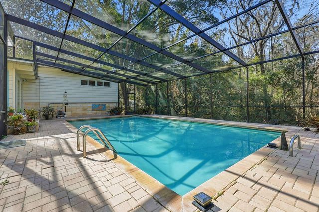 2074 NW 11TH ROAD, Gainesville, FL 32605