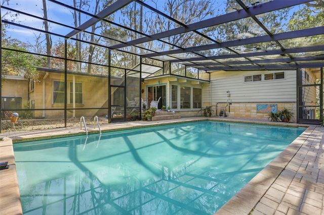 2074 NW 11TH ROAD, Gainesville, FL 32605