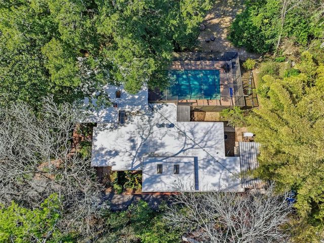 2074 NW 11TH ROAD, Gainesville, FL 32605