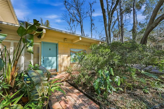 2074 NW 11TH ROAD, Gainesville, FL 32605