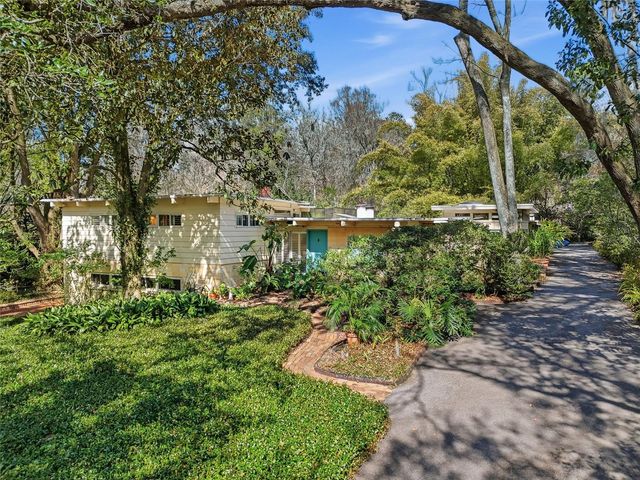 2074 NW 11TH ROAD, Gainesville, FL 32605