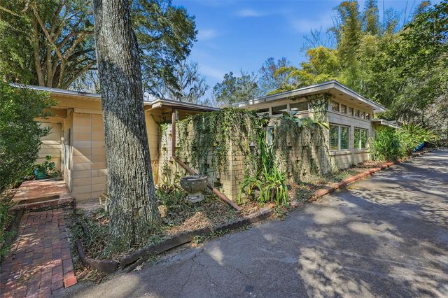 2074 NW 11TH ROAD, Gainesville, FL 32605