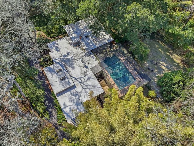 2074 NW 11TH ROAD, Gainesville, FL 32605