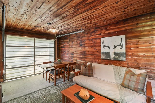 521 Wetzel Drive, Mccloud, CA 96057