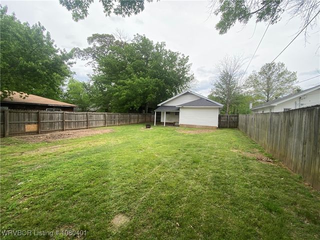 1020 S 16th Street, Fort Smith, AR 72901
