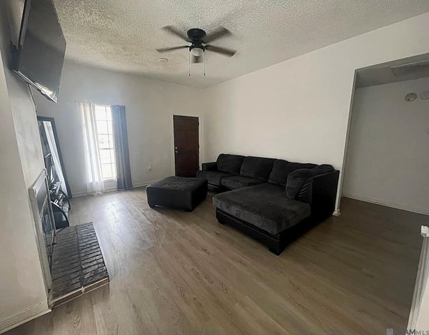 652 John Henry Dr, Baton Rouge, LA 70820