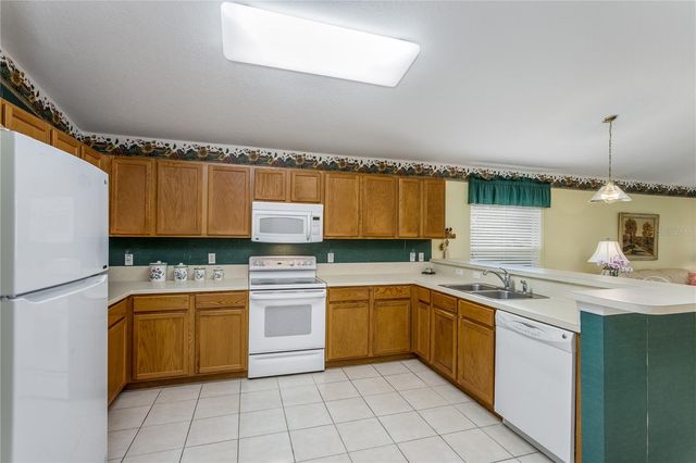 7845 GENOA LANE, Land O Lakes, FL 34637