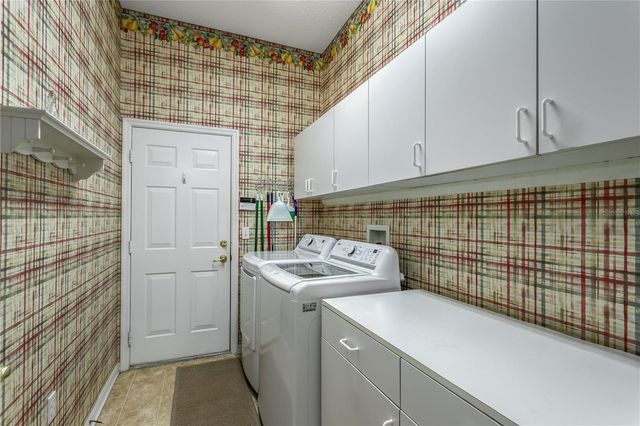 7845 GENOA LANE, Land O Lakes, FL 34637