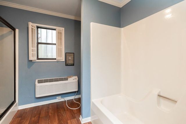 2465 Gladys Street, Beaumont, TX 77702