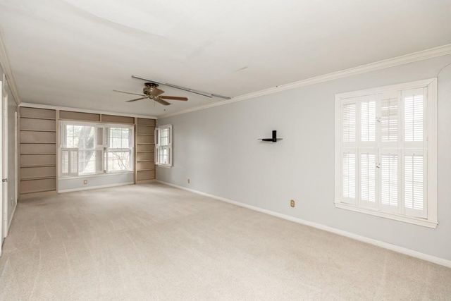 2465 Gladys Street, Beaumont, TX 77702