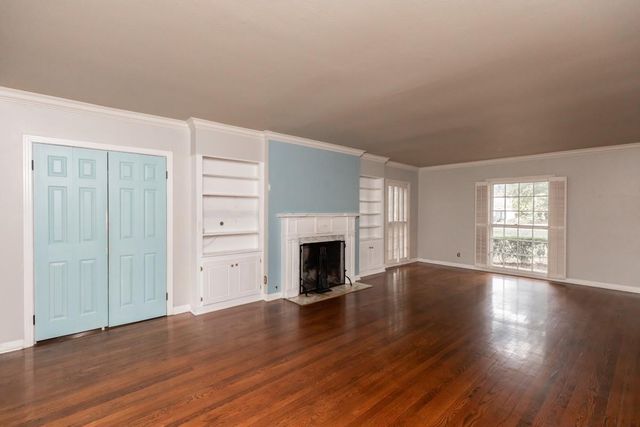 2465 Gladys Street, Beaumont, TX 77702