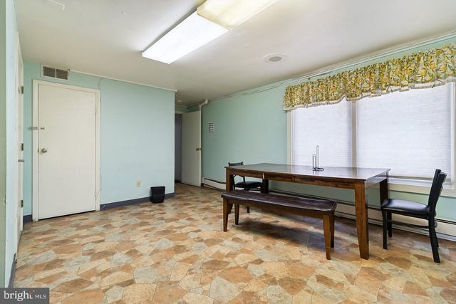 45 HIGH ST, Mount Holly, NJ 08060
