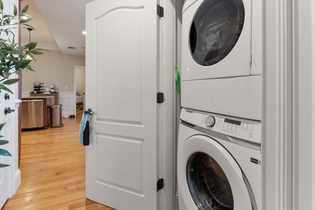 150 M St 2, Boston, MA 02127