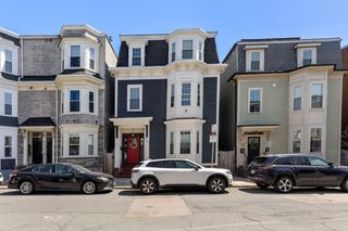 150 M St 2, Boston, MA 02127