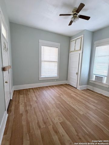 1838 Burnet, San Antonio, TX 78202