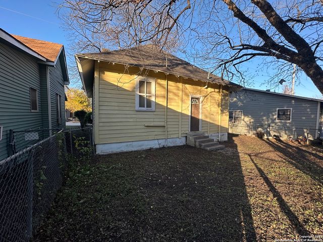 1838 Burnet, San Antonio, TX 78202