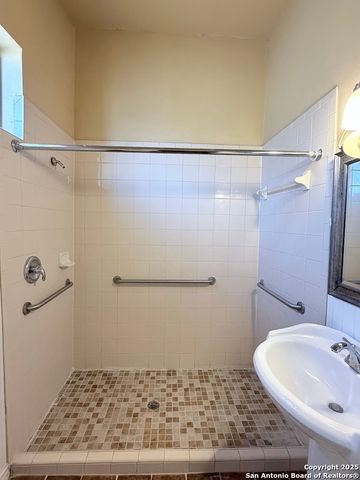 1838 Burnet, San Antonio, TX 78202