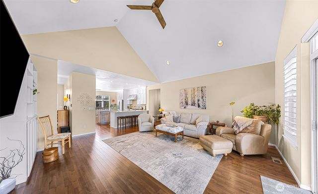 127 E Homestead Boulevard, Lynden, WA 98264