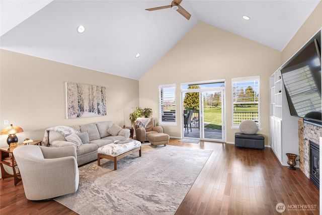 127 E Homestead Boulevard, Lynden, WA 98264