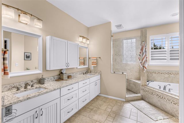 127 E Homestead Boulevard, Lynden, WA 98264