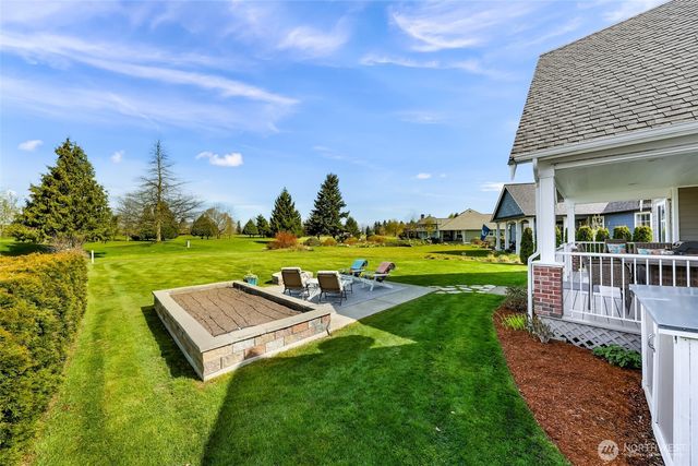 127 E Homestead Boulevard, Lynden, WA 98264