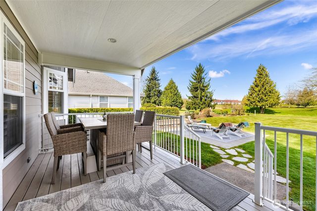 127 E Homestead Boulevard, Lynden, WA 98264
