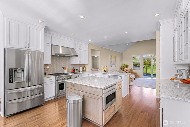 127 E Homestead Boulevard, Lynden, WA 98264