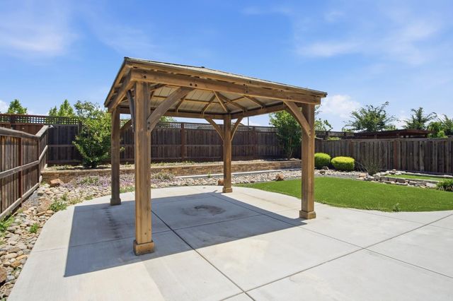 17738 Brandeis Ct, Lathrop, CA 95330