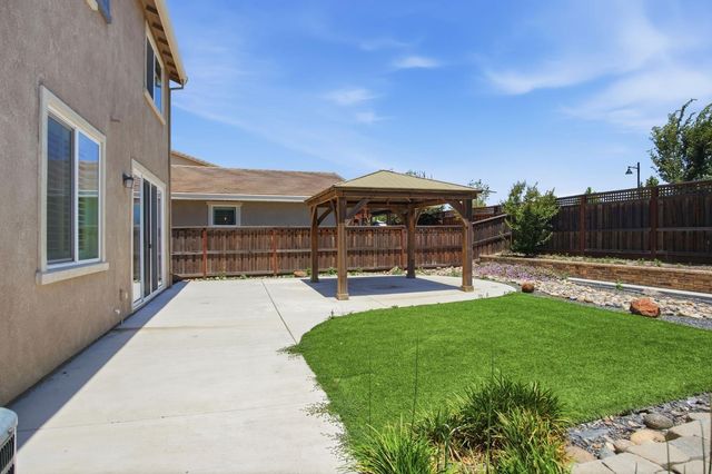 17738 Brandeis Ct, Lathrop, CA 95330