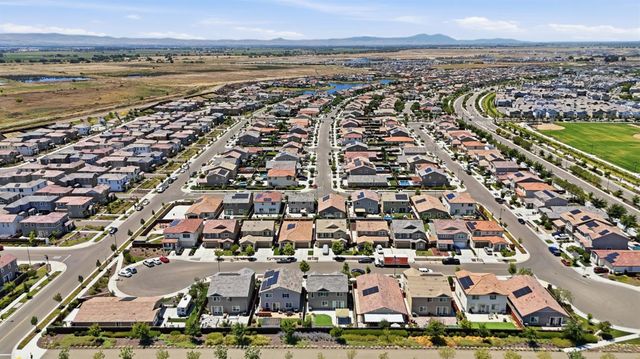 17738 Brandeis Ct, Lathrop, CA 95330