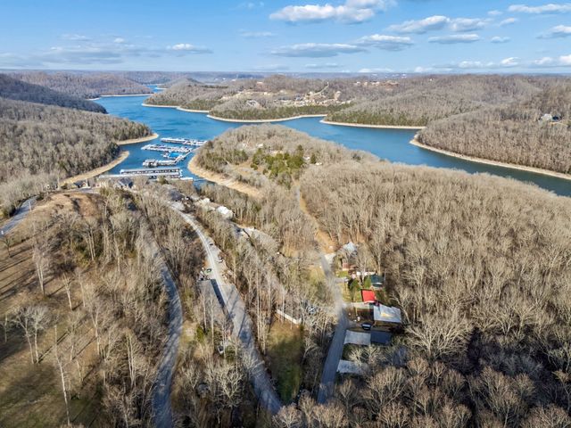 2332 Casey Cove Rd, Smithville, TN 37166