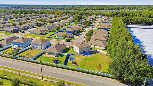 3060 BETHPAGE LOOP, Mount Dora, FL 32757