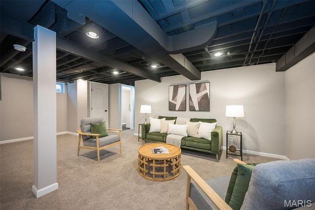 4 Westminster Drive, Sappington, MO 63126